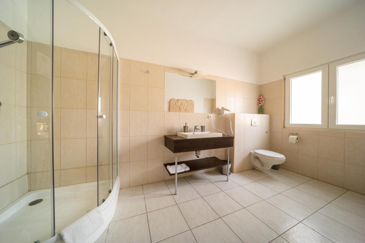 Hotel A16 Design Panzio Harkány Zewnętrze zdjęcie